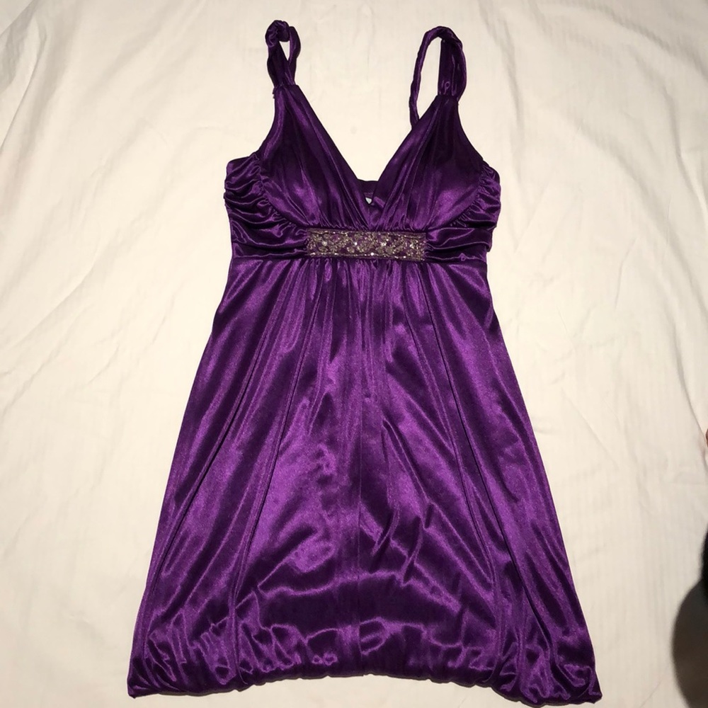 🛍 speechless dress